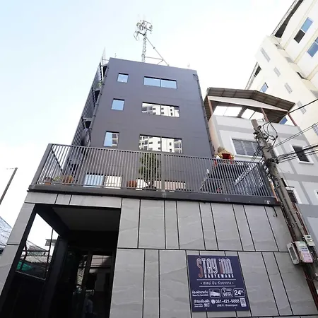 Rq Bangkok Huai Khwang By Collection O Hotel